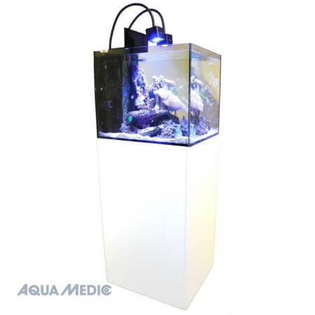 Aqua Cubic C. White en.jad