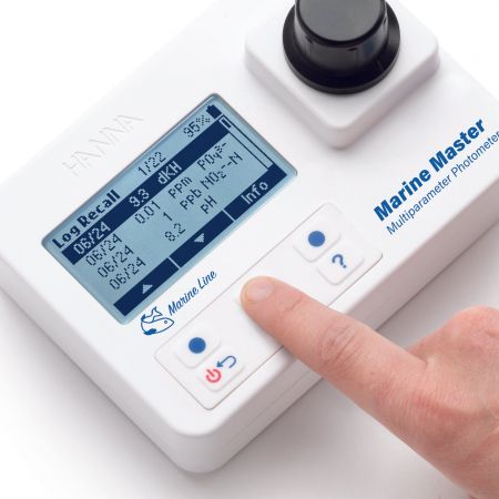 Hanna Pocket-sized multi-parameter seawater photometer w/Bluetooth